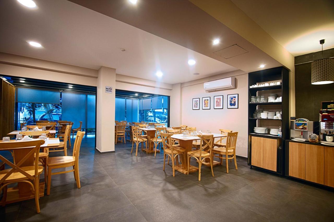 Falireon Hotel Athens Ngoại thất bức ảnh